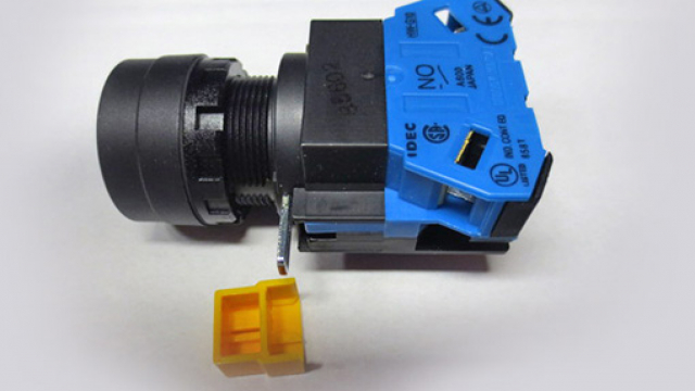 Push Button Switch