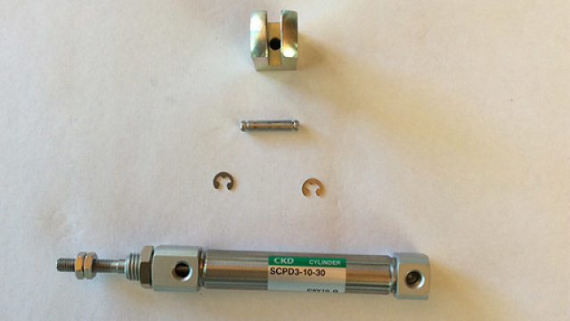 Cuff Adjuster